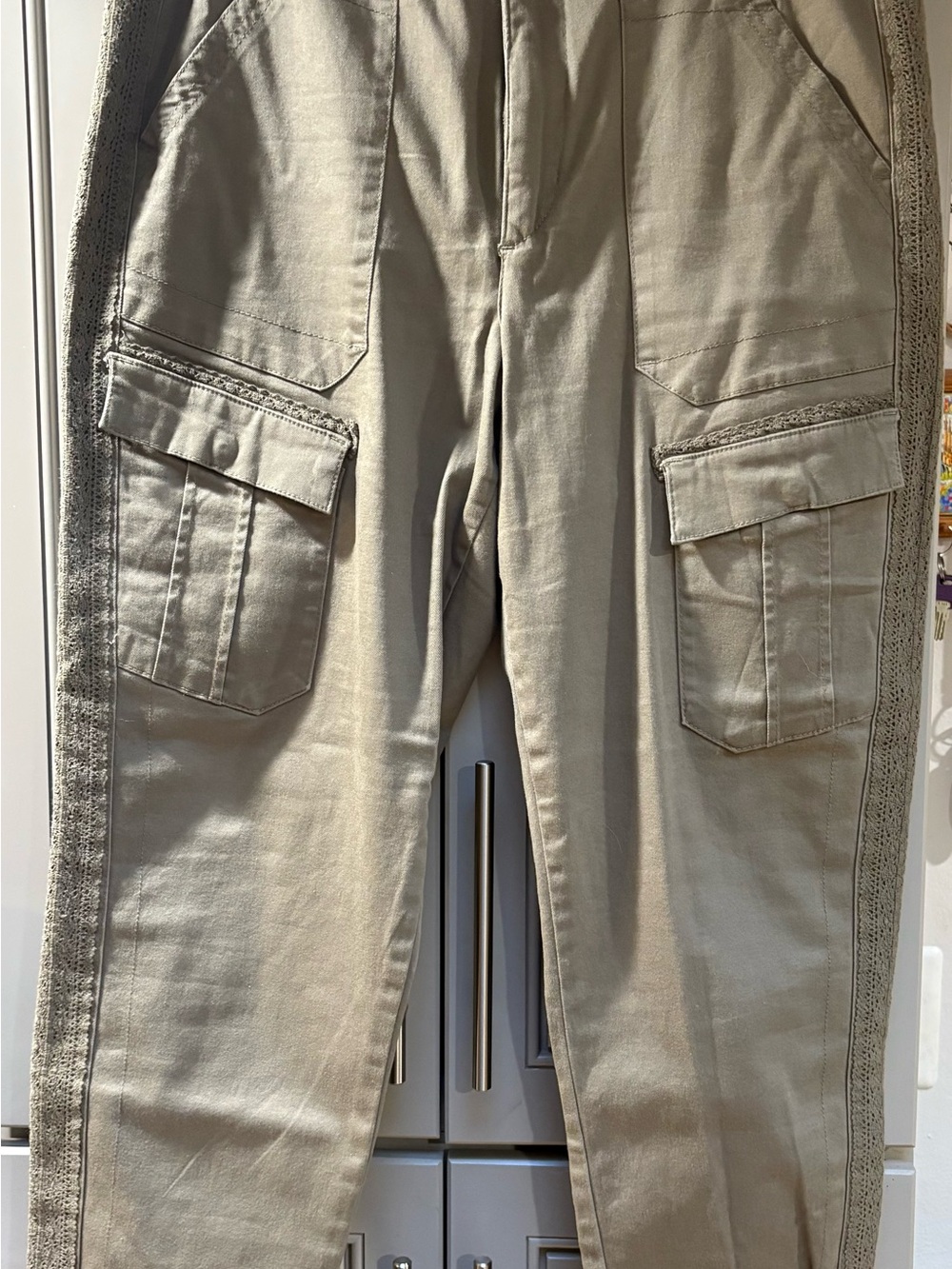 Democracy women’s green Cargo Pants with Side Trim